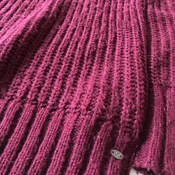 AMERICAN EAGLE Burgundy Jegging Sweater - Picture 2 of 3